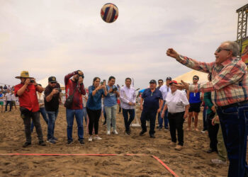 Las Glorias se elevará cada vez más alto: Gobernador Rocha Moya