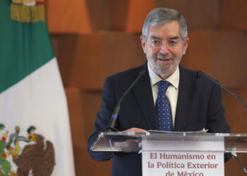 México consolidará relaciones bilaterales y multilaterales con diálogo y negociación: canciller De la Fuente