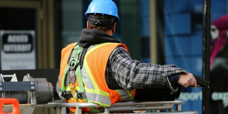 Reparto de utilidades 2025 en México: LFT establece 10% de ganancias netas para trabajadores