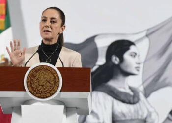 Sheinbaum reprueba vida de lujos de morenistas: “Nosotros tenemos que dar el ejemplo”
