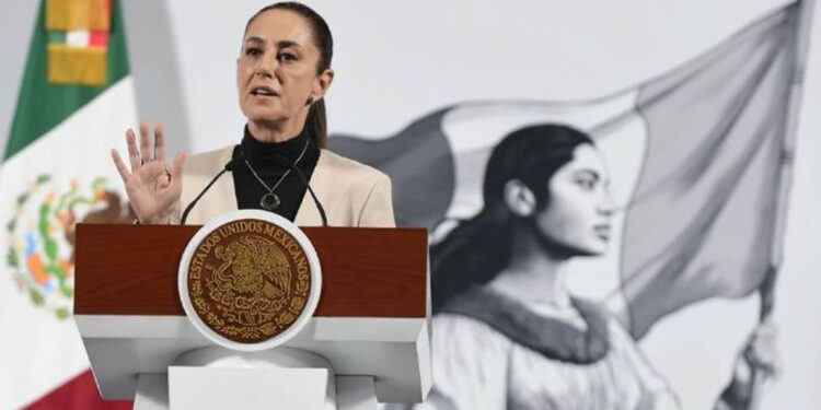 Sheinbaum reprueba vida de lujos de morenistas: “Nosotros tenemos que dar el ejemplo”