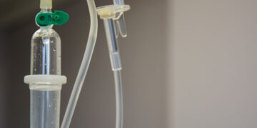 Murió la niña contagiada con influenza aviar A (H5N1)