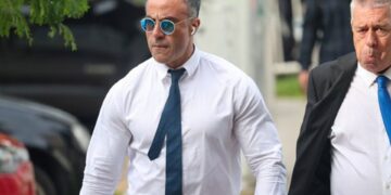 Testigo afirma que médico de Maradona falsificó informe y mintió sobre operación al ídolo