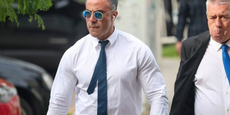 Testigo afirma que médico de Maradona falsificó informe y mintió sobre operación al ídolo