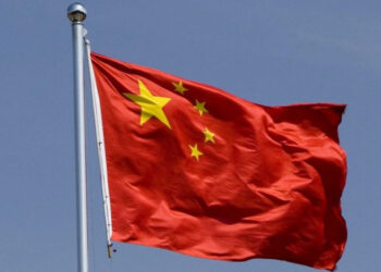 China eleva al 84 % sus aranceles a productos estadounidenses