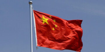 China eleva al 84 % sus aranceles a productos estadounidenses