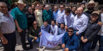 Pone en marcha gobernador Rocha el Aquatón para abastecer a familias en comunidades de Sinaloa que sufren sequía