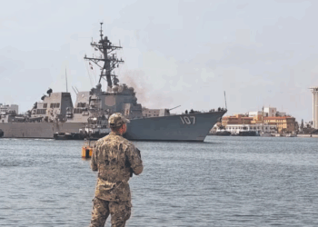 Trump busca operación militar de EU contra narco en México; Gobierno de Sheinbaum autoriza ingreso de 309 soldados
