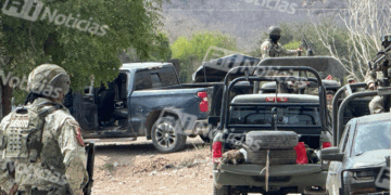 Enfrentamiento en Siqueros, al sur de Mazatlán, dejó dos muertos, además de una camioneta y un arsenal asegurado