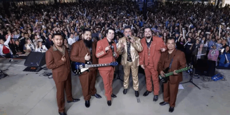 Muere ahogado en playa de Guatemala Mario Sotelo, vocalista de Los Caminantes