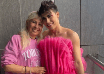Muere la mamá de La Divaza, el excolaborador de Hoy la despide con triste mensaje: “Te amaré por siempre”