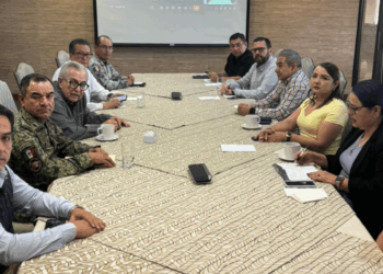 En la mesa de seguridad que encabeza el gobernador Rocha, Sinaloa se prepara ante la tormenta Alvin