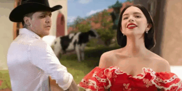 Christian Nodal revela que se enamoró de Ángela Aguilar cuando ella tenía 13 años y él 18