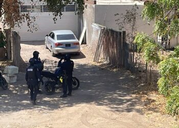 Localizan automovil baleado en Juntas del Humaya, en Culiacán
