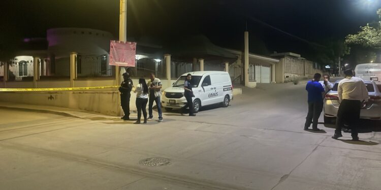 Mueren en hombre y mujer tras ataque a balazos en Culiacán