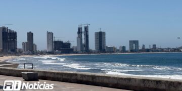 “Temperaturas de hasta 37 °C y sensación térmica de hasta 40 °C”, advierte PC Mazatlán