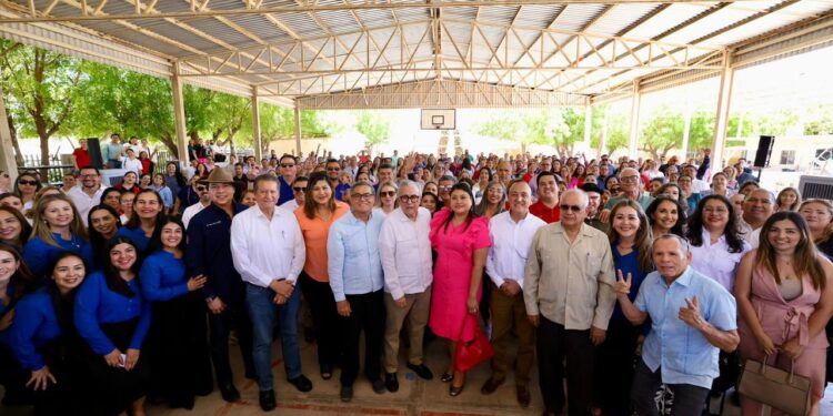 Gestionar mejores condiciones laborales para docentes federales del norte de Sinaloa, compromiso del Gobernador Rocha