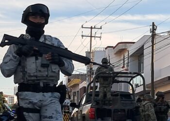 Balacera al norte de Culiacán deja un policía herido y dos patrullas con impactos de bala