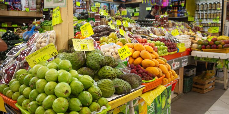 Canasta básica cierra mayo con alza; se prevé estabilidad en junio