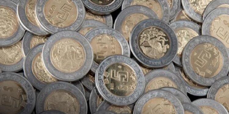 Las perspectivas de la economía de México se deterioran por incertidumbre de los aranceles