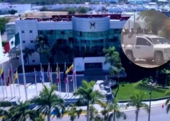 Estudiantes de la UAS toman clases virtuales tras hechos violentos registrados en varias comunidades