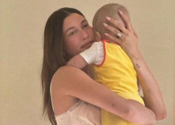 Hailey Bieber afirma que estuvo a punto de morir durante el parto, sufrió una hemorragia severa