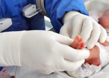 Suman 51 bebés muertos por tosferina en México