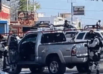 Enfrentamiento en Culiacán deja una persona herida y dos camionetas blindadas baleadas