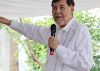 “No ayuda la confrontación”: Sheinbaum sobre burla de Fernández Noroña a senador de EE.UU.