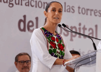 “No es con redadas y violencia” como se va a atender el fenómeno migratorio, asegura Sheinbaum