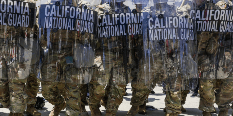 California demanda a Trump por despliegue “ilegal” de la Guardia Nacional
