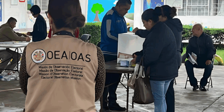 Sheinbaum descarta que México salga de la OEA tras informe sobre elección judicial