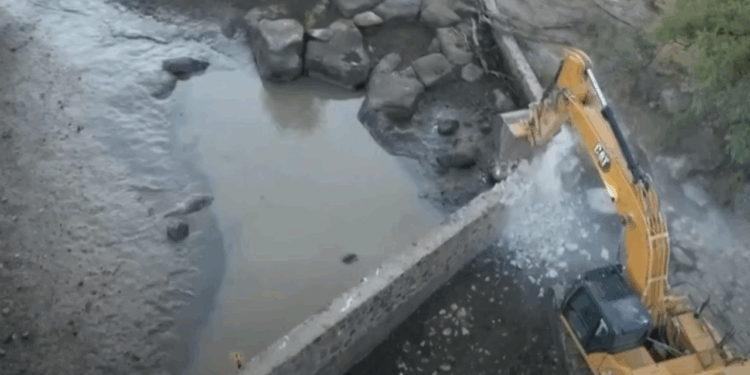 Ya se recupera agua que había acaparado exgobernador César Duarte en rancho: Sheinbaum