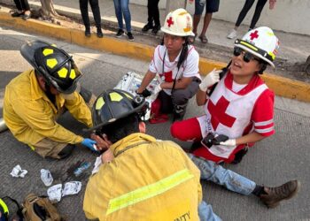 Camión urbano atropella a adulto mayor en la colonia Juárez