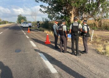 Amanecer sangriento en Sinaloa; se han localizado a nueve hombres ejecutados de los cuales cinco tenían mensaje en cartulina