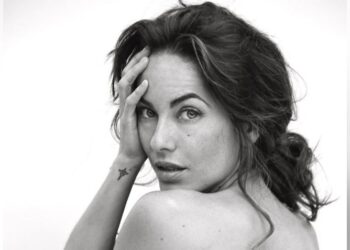 Bárbara Mori afirma tener el don para curar con sus manos luego de aliviar el dolor de cabeza de su mamá